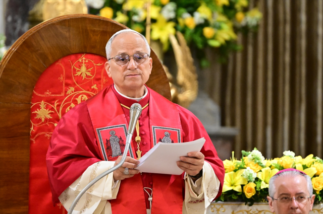 papa 14 leo istanbul da ilk duragi bakin neresi 19300822 8986 m