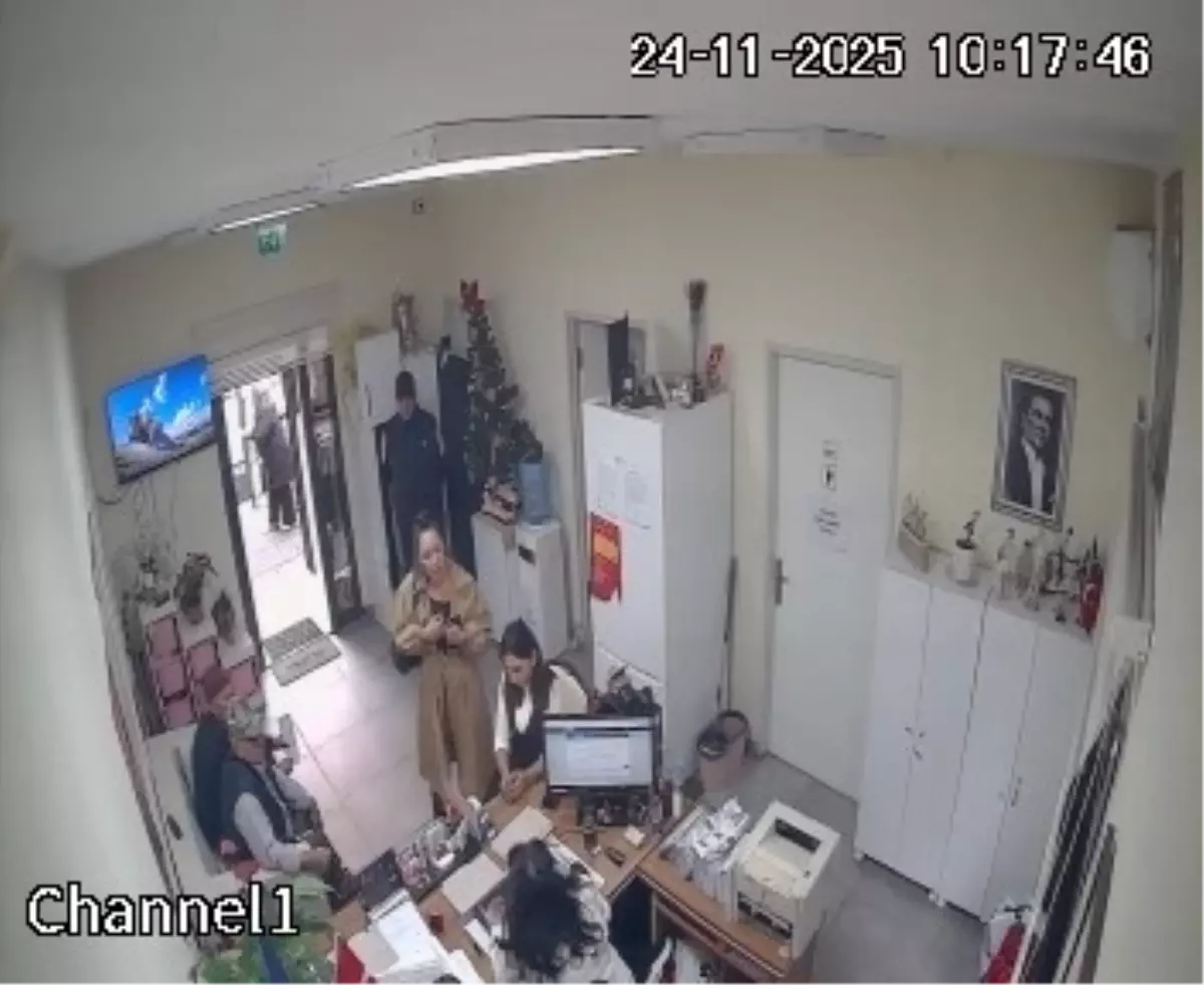 Pendik'te Muhtar ve Kadın Arasında Kavga