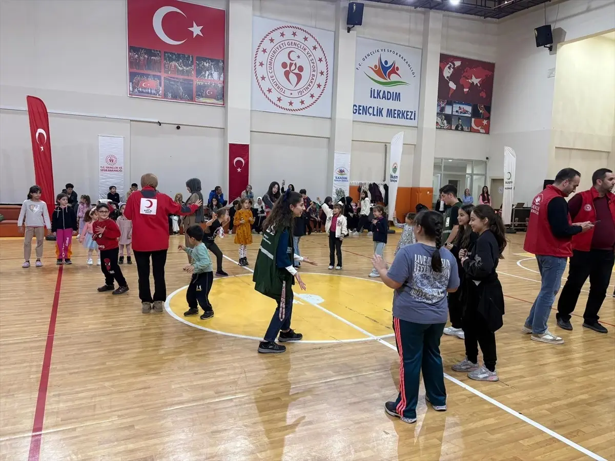 Samsun'da Aile Yılı Etkinlikleri: Çocuk Şenliği ve Aile Atölyeleri Düzenlendi