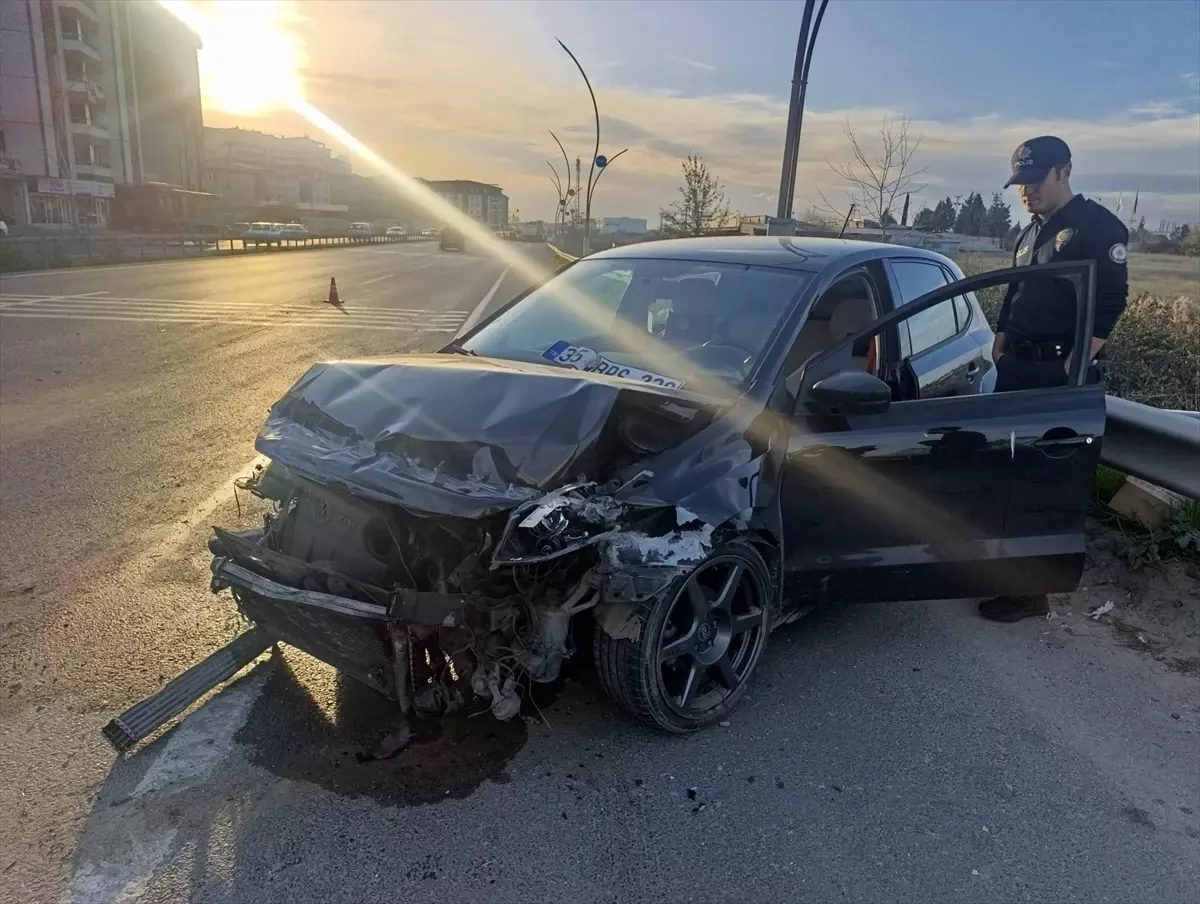 Çerkezköy'de Kaza: Sürücü Yaralandı