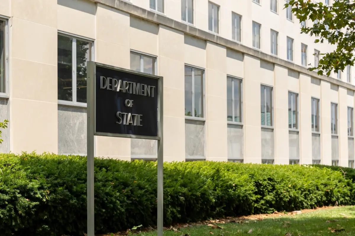 ABD, Afgan Pasaport Sahiplerine Vize Verme İşlemlerini Askıya Aldı