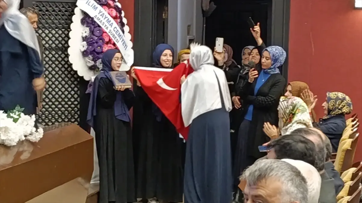 Amasya'da Hafızlık Belge Takdim Töreni Düzenlendi