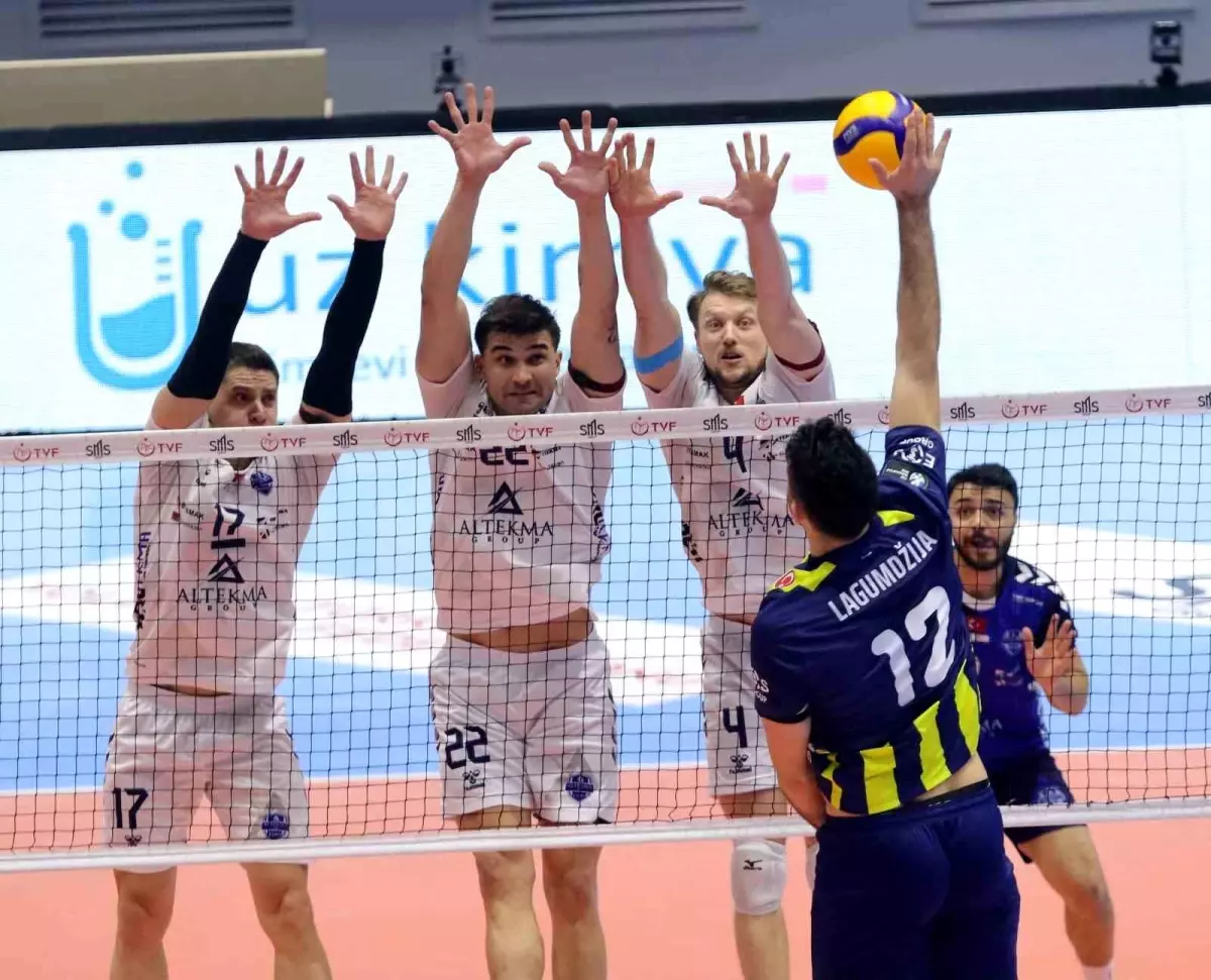Altekma, Fenerbahçe&apos;ye 3-1 Mağlup Oldu