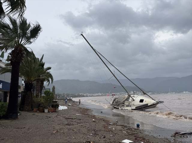 goruntu ege den sokaklar beyaza burundu 19304987 4809 m