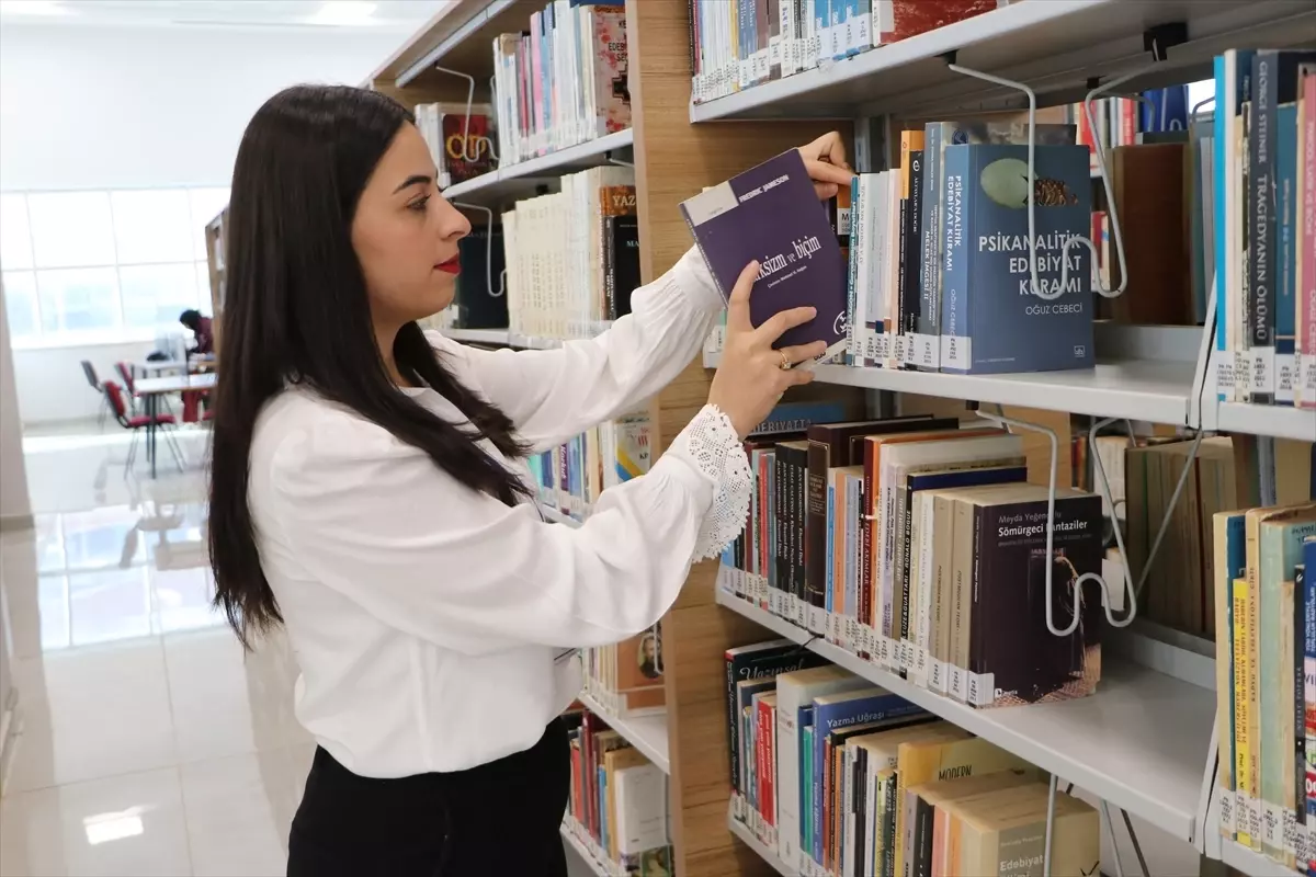 Kilis'te 400 üniversite öğrencisi İŞKUR Gençlik Programı ile iş hayatına adım attı