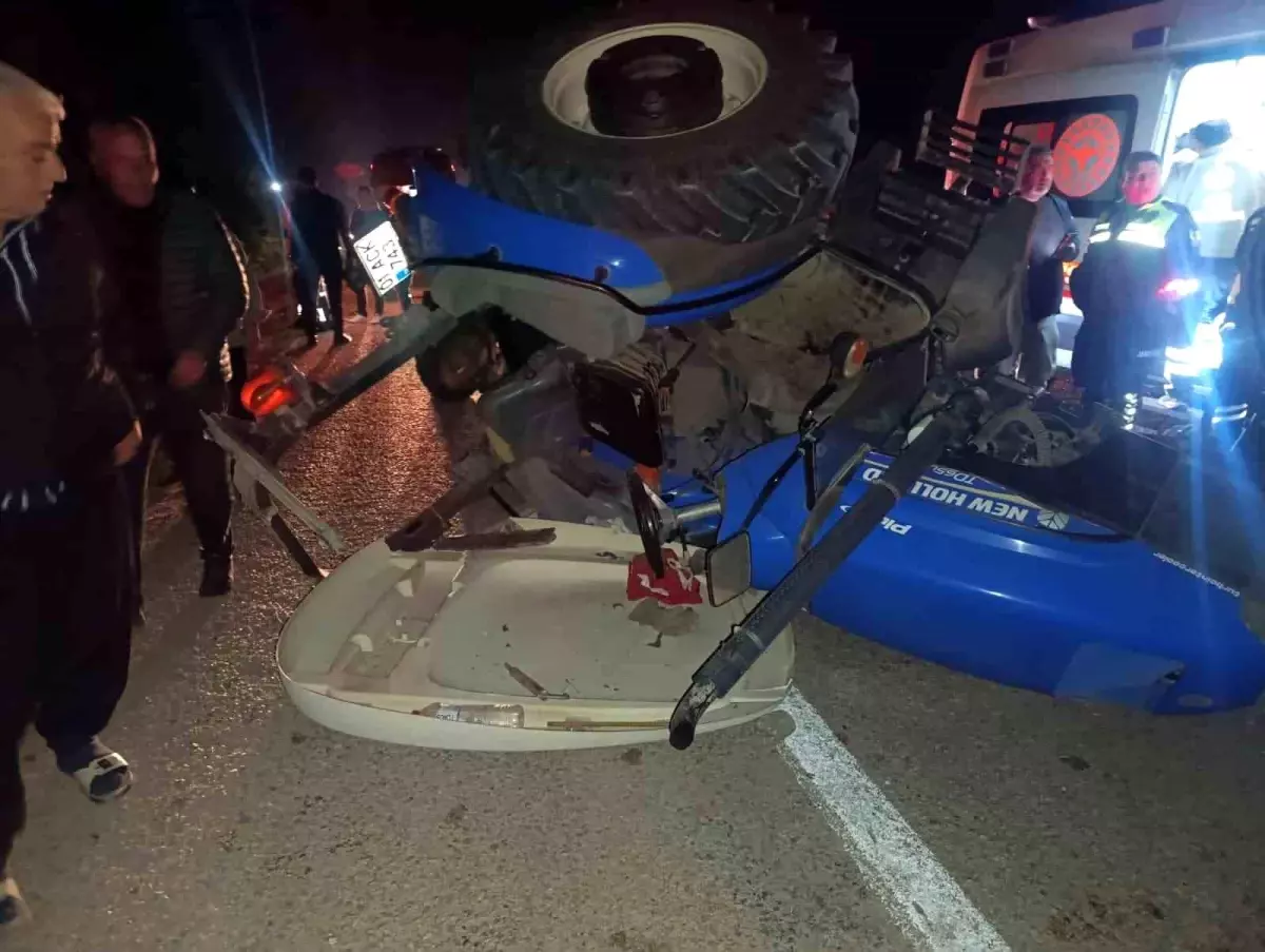 Adana'da Trafik Kazasında 2 Kişi Yaralandı