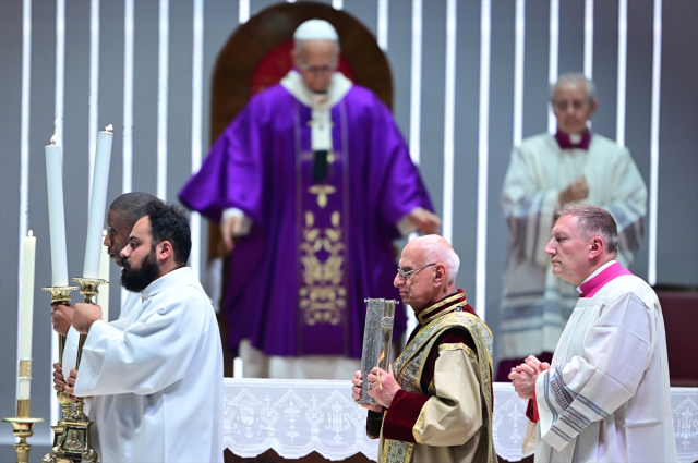Pope Leo XIII led a mass with approximately 4,000 people at the Volkswagen Arena