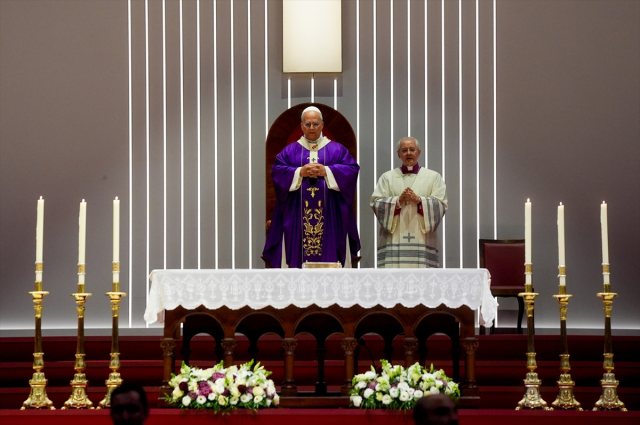 Pope Leo XIII led a mass with approximately 4,000 people at the Volkswagen Arena