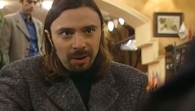 Yılan Hikayesi's Kürşat is etched in memories! His latest look left everyone speechless