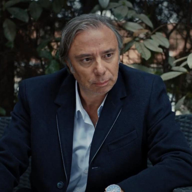 Yılan Hikayesi's Kürşat is etched in memories! His latest look left everyone speechless