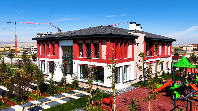 Another first in the Century's Housing Project! 500 neighborhood houses for 500,000 social housing units