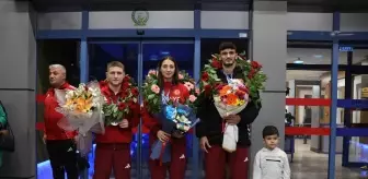 Macaristan'da Şampiyon Olan Boks Takımı Trabzon'da Coşkuyla Karşılandı