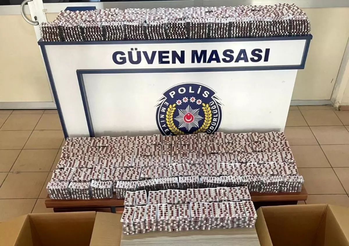 Adana'da 34 Bin Sentetik Hap Bulunan Sürücü Tutuklandı
