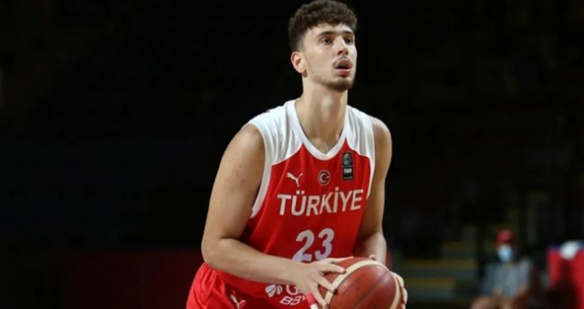 Alperen Şengün neden milli takımda yok?