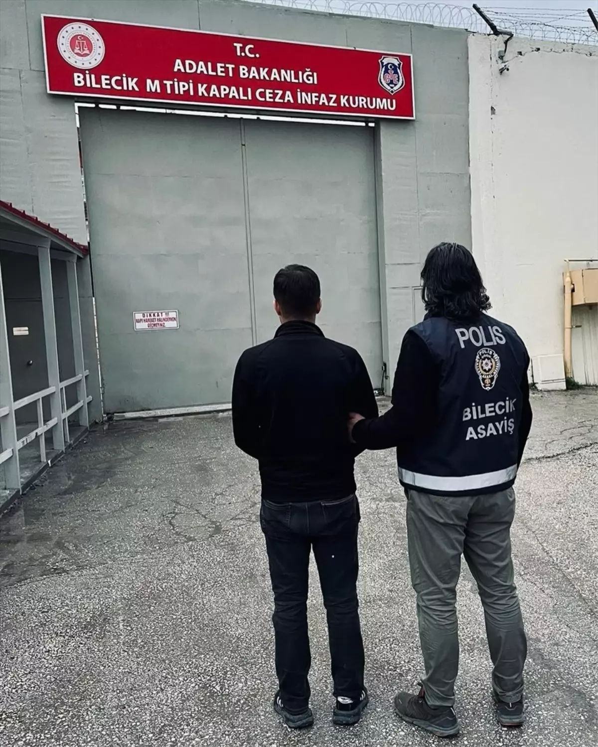 Bilecik'te 7 Yıl 6 Ay Hapis Cezası Olan Firari Hükümlü Yakalandı