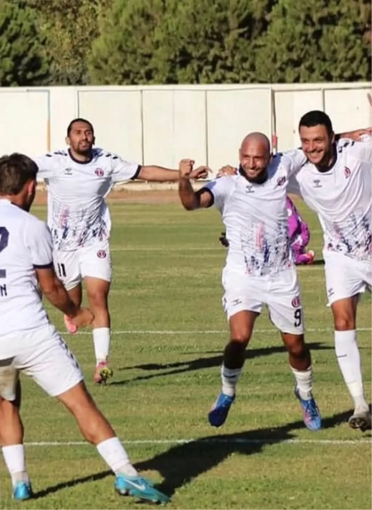 Söke 1970 SK, Düşme Hattındaki Bornova 1877'yi 2-0 Geçti