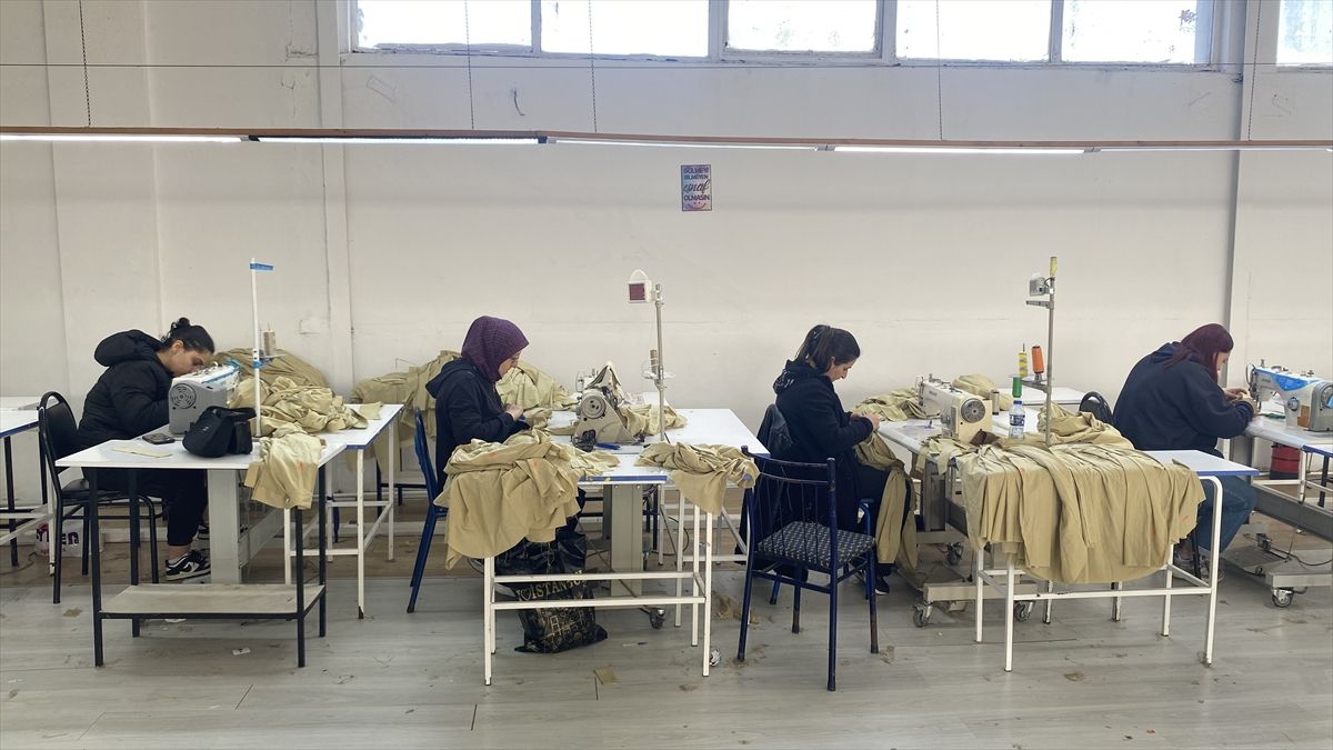 Burcu Kurt, Sinop'ta 20 Kişiye İstihdam Sağlıyor