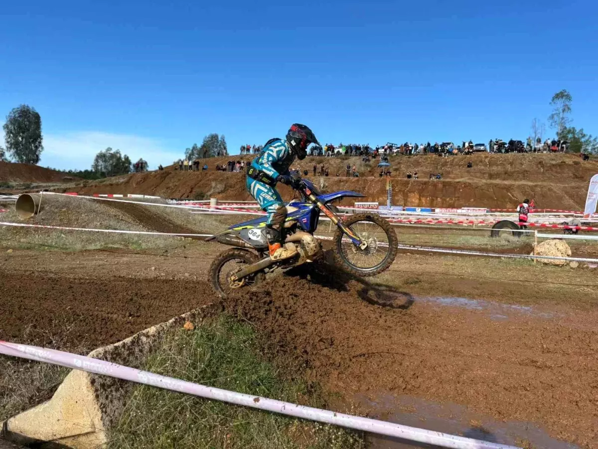 Fethiye'de Nefes Kesen Enduro ve ATV Şampiyonası Düzenlendi