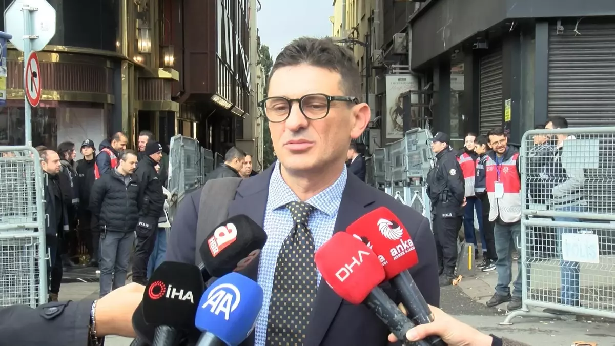 Papa 14. Leo, Mattia Ahmet Minguzzi'nin Babası ile Görüştü