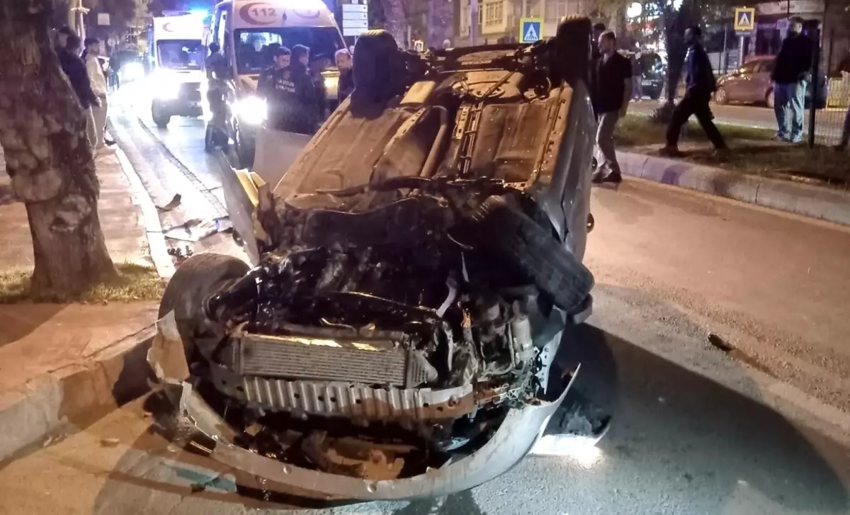 Samsun'da Takla Atan Otomobilin Sürücüsü Yaralandı