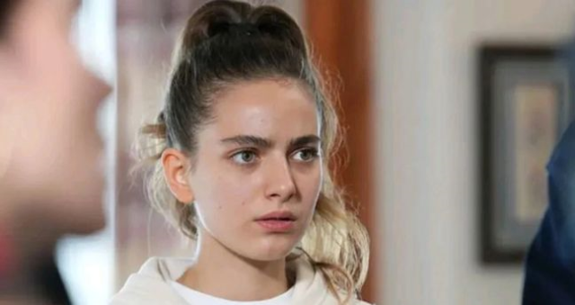 Taşacak Bu Deniz Eleni Amerika'ya mı gidiyor, ölüyor mu? Ava Yaman diziden ayrılıyor mu? Taşacak Bu Deniz Eleni Amerika'ya mı gidiyor, ölüyor mu? Ava Yaman diziden ayrılıyor mu?