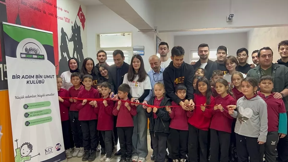 MEF Üniversitesi Öğrencilerinden Kargı'da Eğitim İçin Önemli Adım