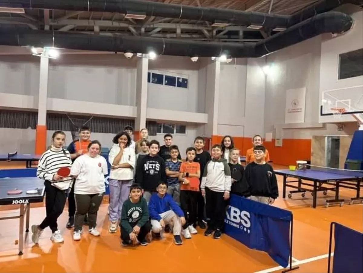 Bilecik'te Masa Tenisi Antrenmanları Devam Ediyor