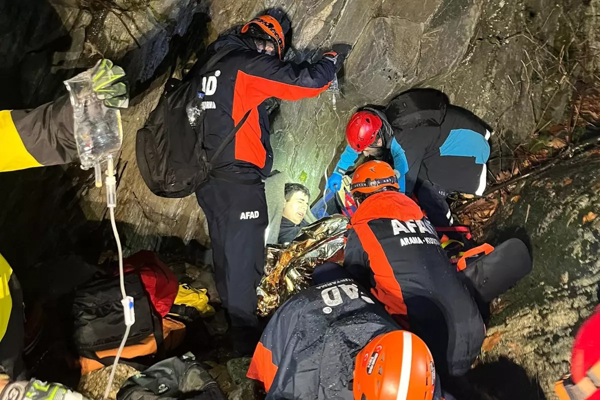 Daha 16 yaşındaydılar! Çıktıkları doğa yürüyüşünün sonu faciayla bitti