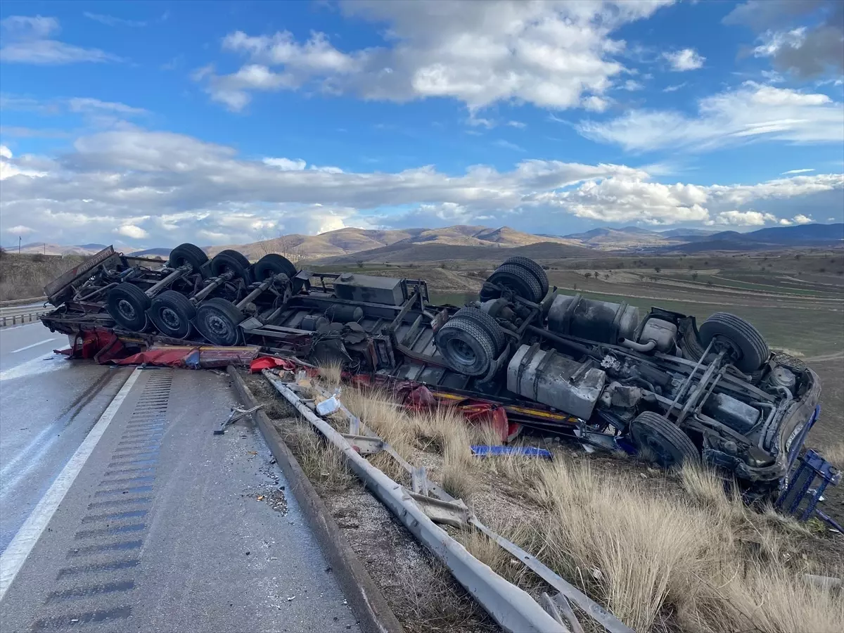 Çankırı'da İki Trafik Kazasında İki Yaralı