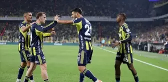 Fenerbahçe 11'i! Derbi FB GS maç kadrosu ilk 11'ler açıklandı mı? Fenerbahçe Galatasaray maç kadrosu!