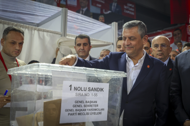 Marks from Özgür Özel to names close to Ekrem İmamoğlu