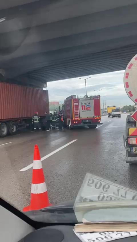 Horrific accident on the TEM! Lost his life trapped under the truck he was driving