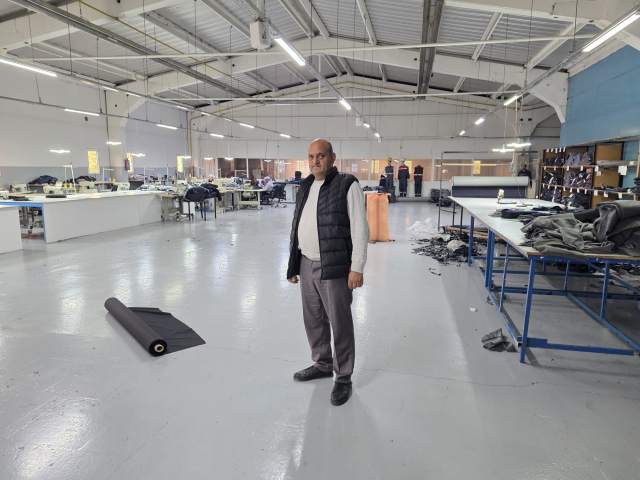 Started with a 10 square meter shop, established a 1.5-acre facility