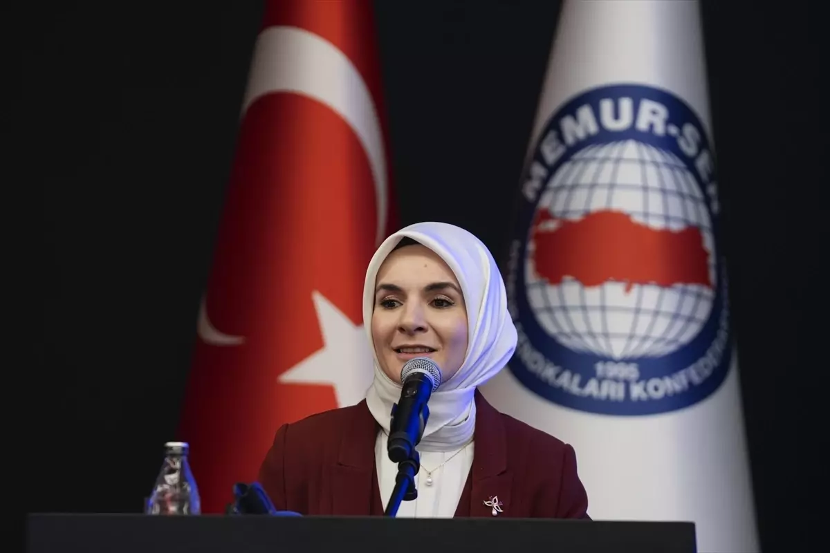 Bakan Göktaş 'Eşit ve Tam Katılım İçin Güçlü Aile: 2025 Aile Yılı Çalıştayı'nda konuştu Açıklaması