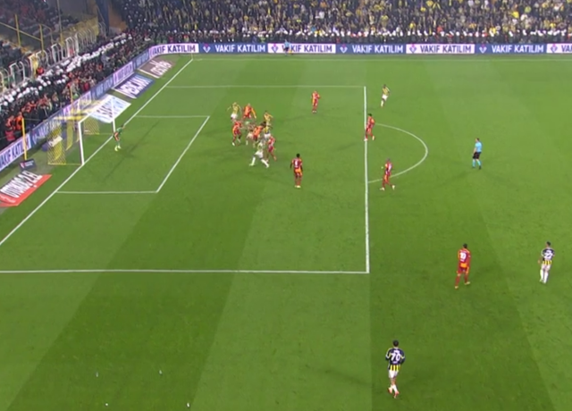 Is Barış's position where he fell a penalty? Famous commentators expressed their views without hesitation