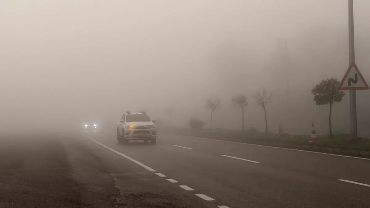 Bartın'da Görüş Mesafesi 10 Metreye Düştü