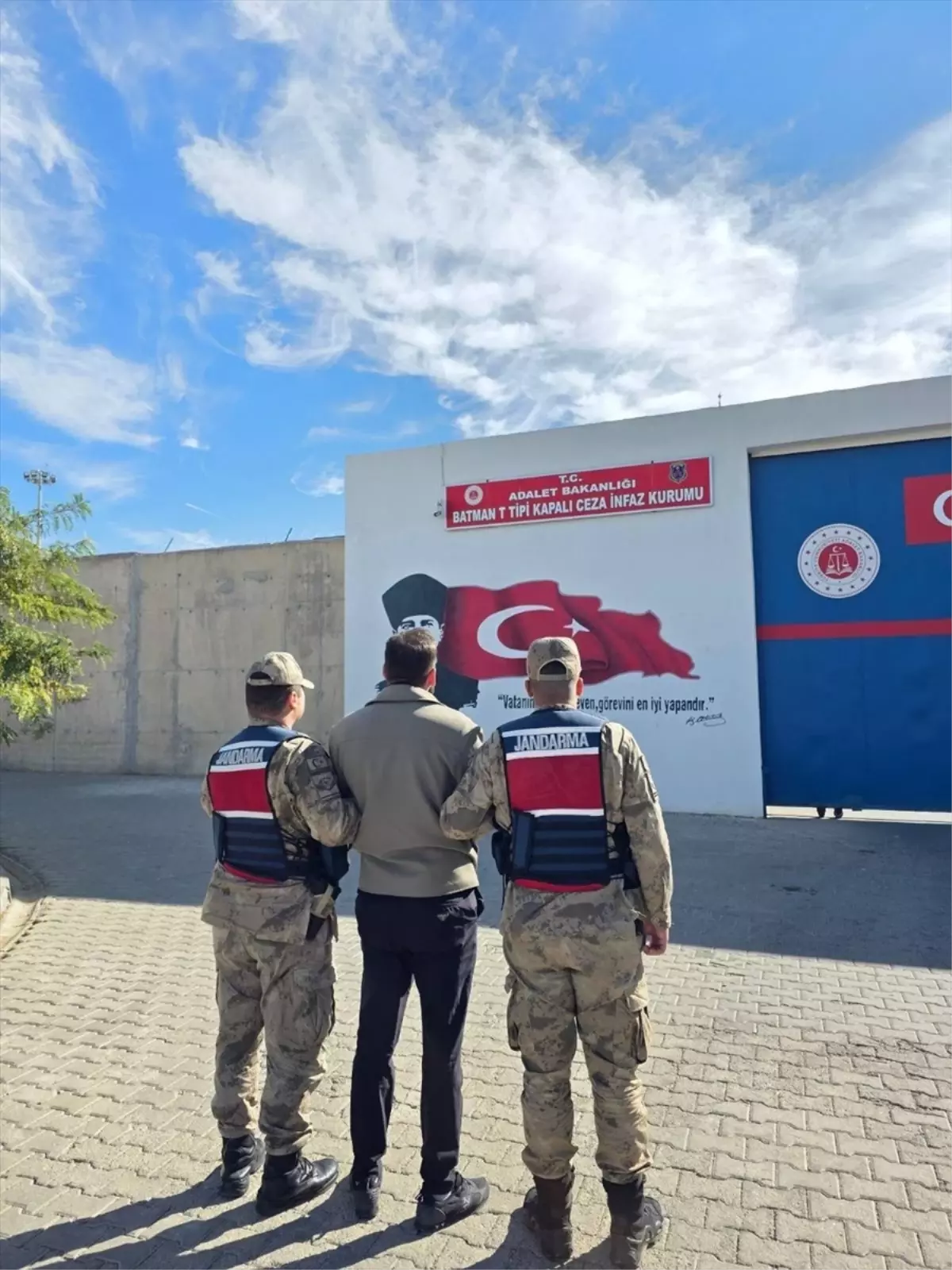 Batman'da Nitelikli Suçlardan 21 Kişi Yakalandı