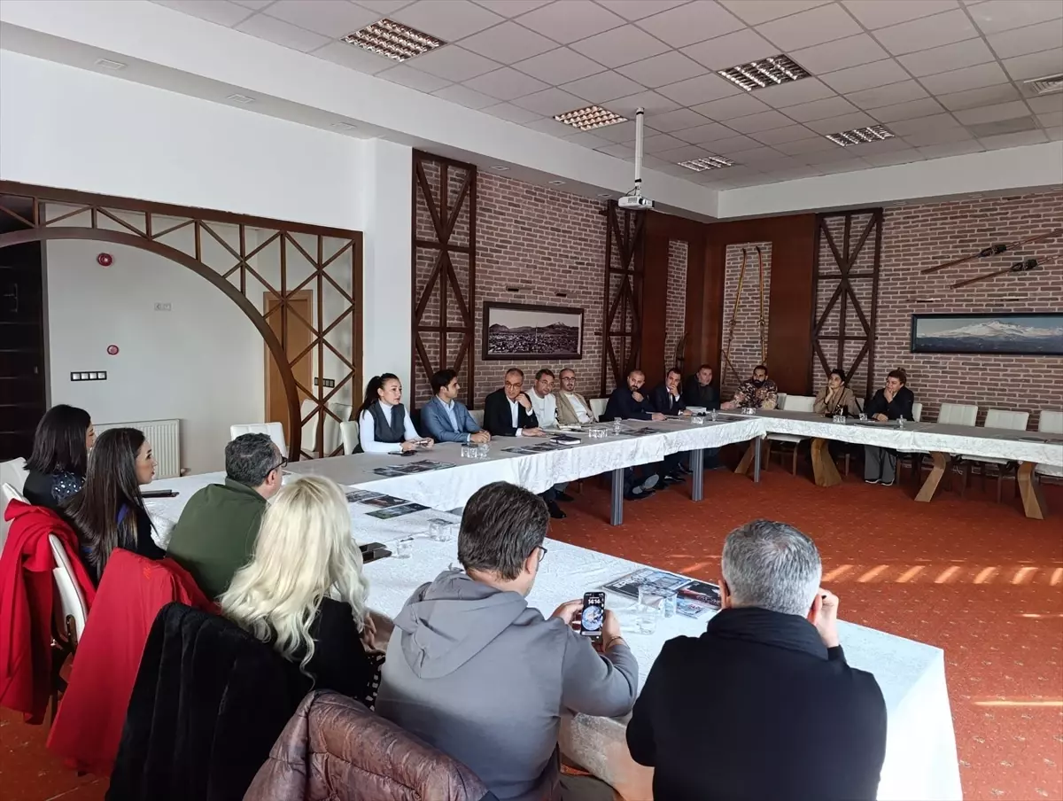 Erciyes Kayak Merkezi'nde Sezon Öncesi Değerlendirme Toplantısı