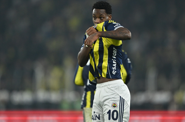 Fenerbahçe fans say 'If it weren't for him, we wouldn't have earned a point' for the star player