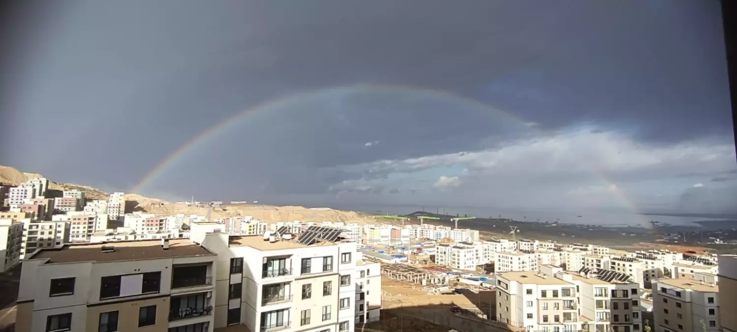 İskenderun Körfezi'nde Yağmurun Ardından Gökkuşağı Oluştu