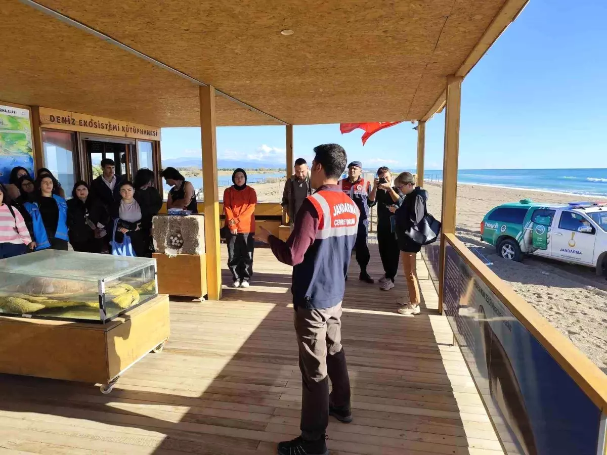 Antalya'da Üniversite Öğrencilerine Çevre Koruma Eğitimi