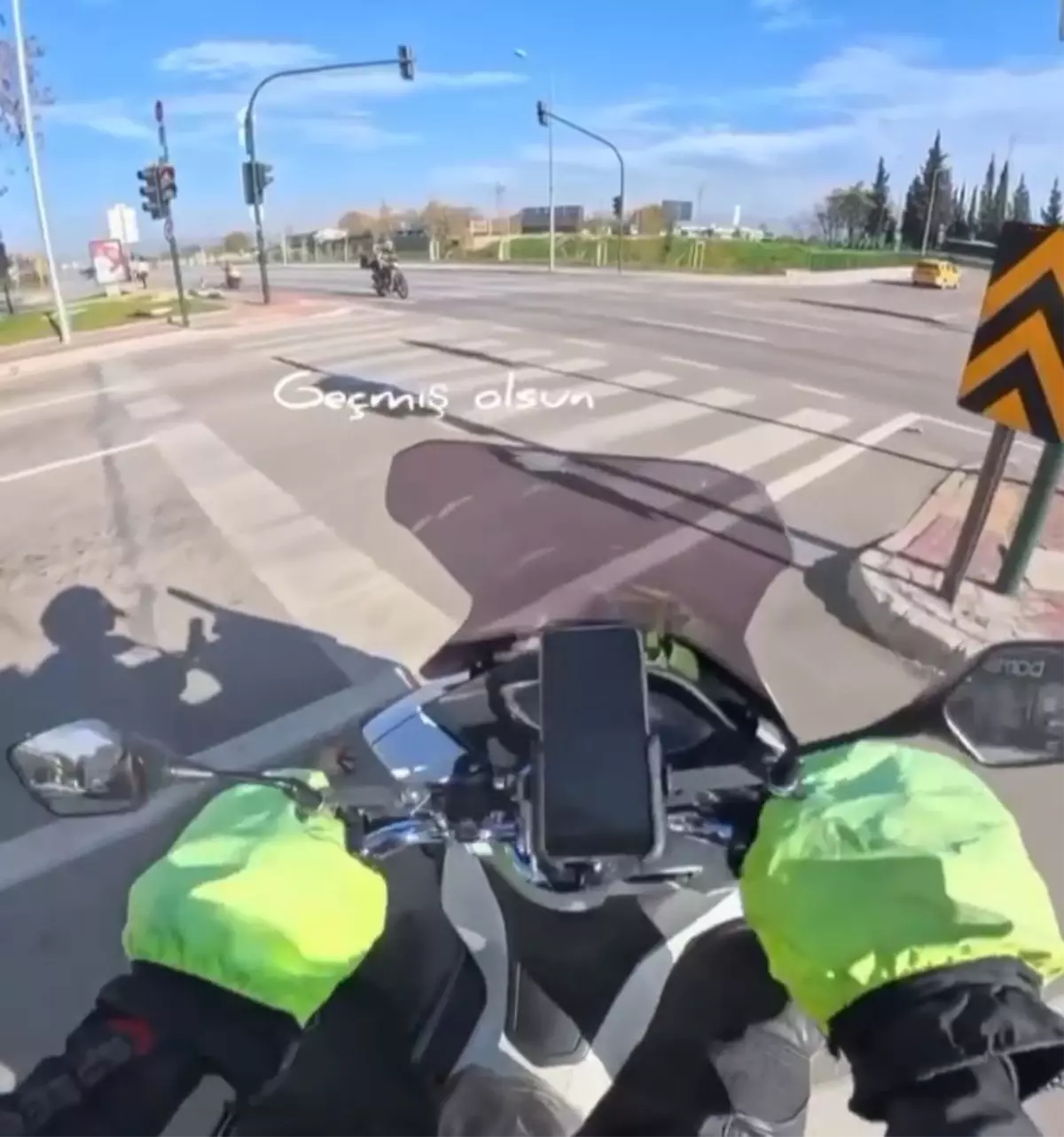 Bursa'da Motosiklet Kazası: İki Sürücü Yaralandı