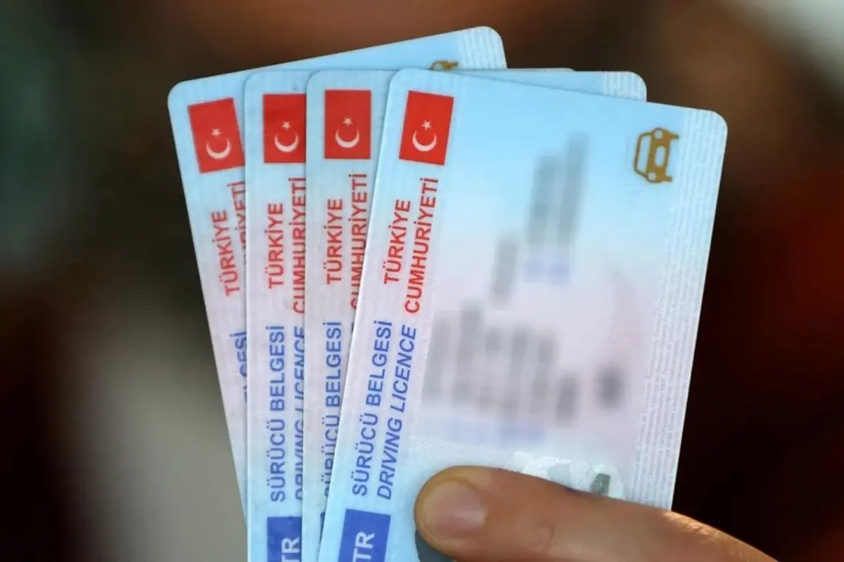 Sürücü belgeleriyle ilgili önemli karar! AYM o düzenlemeyi iptal etti