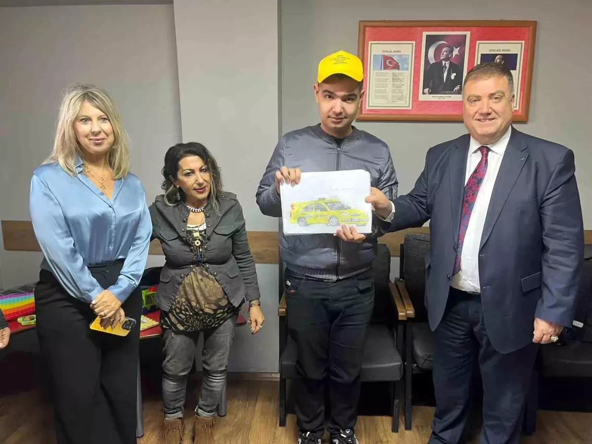 Otizmli Halil'in Taksilere Olan Tutkusu ve Beşiktaş'a Çağrısı