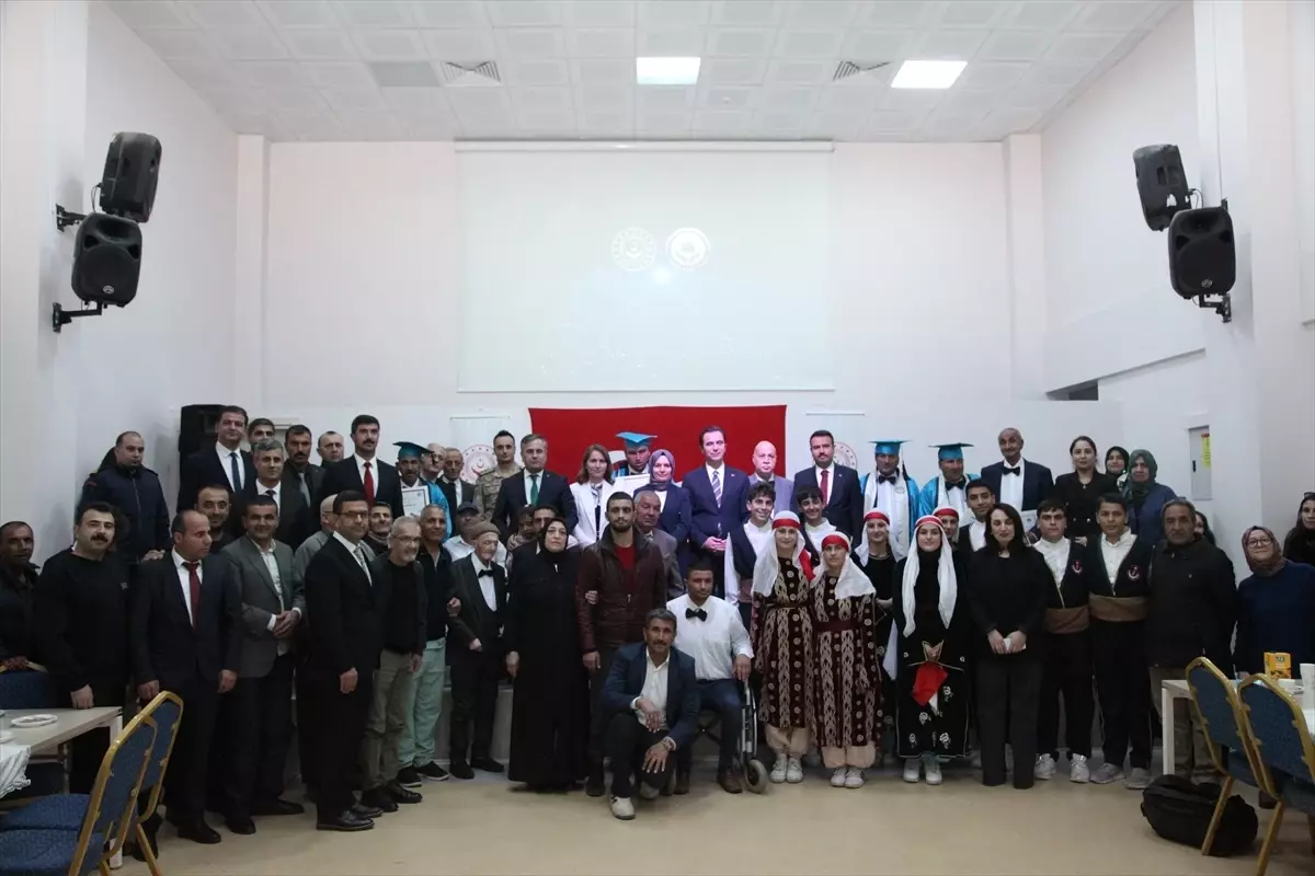 Ahlat'ta 3 Aralık Dünya Engelliler Günü etkinliği düzenlendi