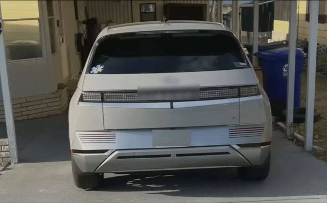 The overturned water bottle in the vehicle caused damage worth 500,000 TL