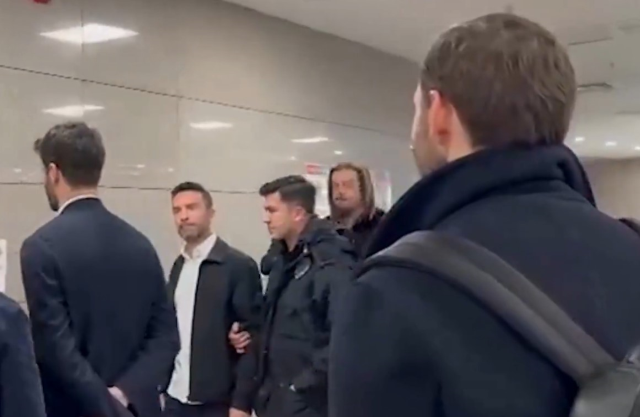 Borsa manipülasyonu soruşturmasında gözaltına alınan eski futbolcu Gökhan Gönül için karar çıktı 3 borsa manipulasyonu sorusturmasinda gozaltina 19319858 7703 m