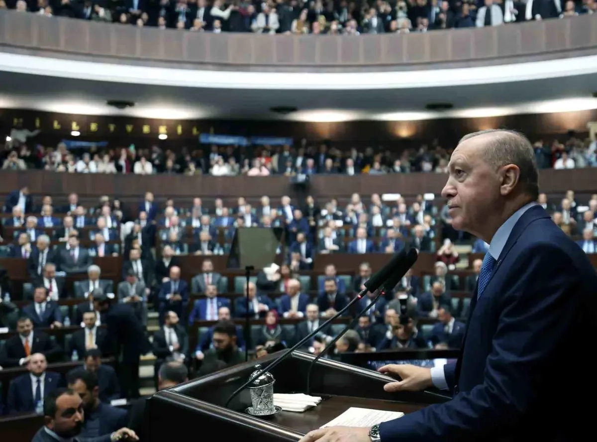 Cumhurbaşkanı Erdoğan: ' KIZILELMA adını verdiğimiz insansız savaş uçağımız, MURAD isimli radarımızla tespit edilen bir savaş uçağını, GÖKDOĞAN isimli füzemizle havadan havaya tam isabetle vurmayı başardı.'