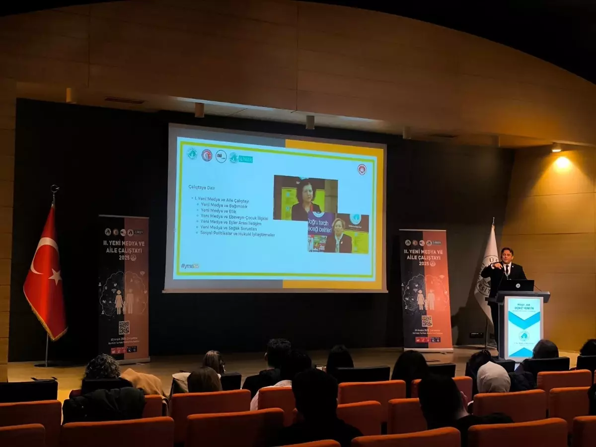 Dijitalleşmenin aile yapısı üzerindeki etkileri çalıştayla ele alındı