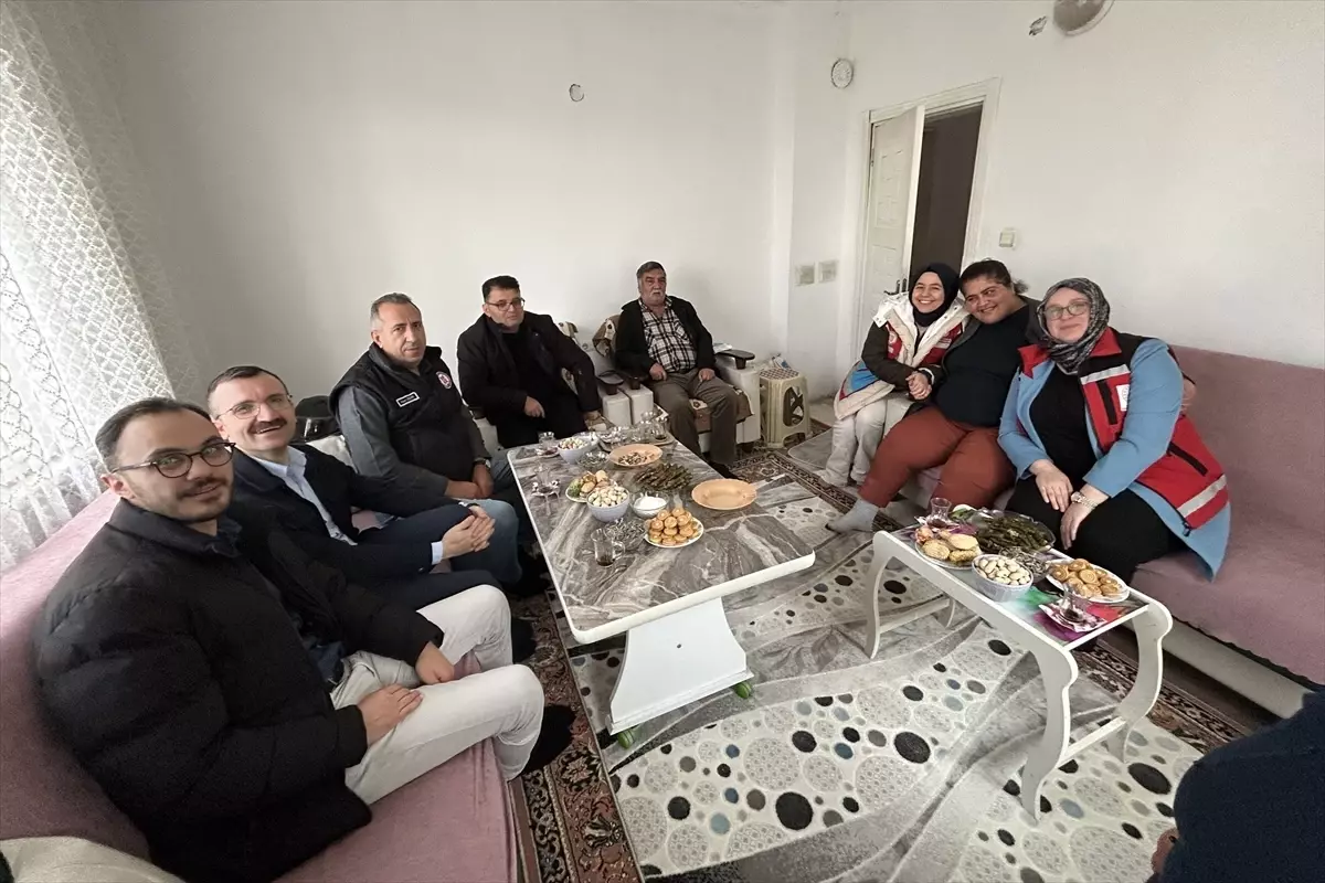 Havza Kaymakamı Ayvat'tan özel bireylere ev ziyareti